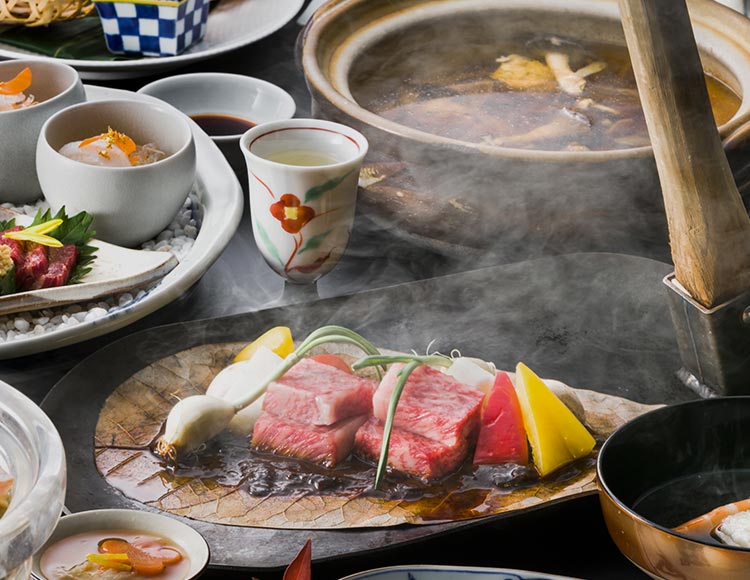 写真：昼神の棲 玄竹のお料理一例